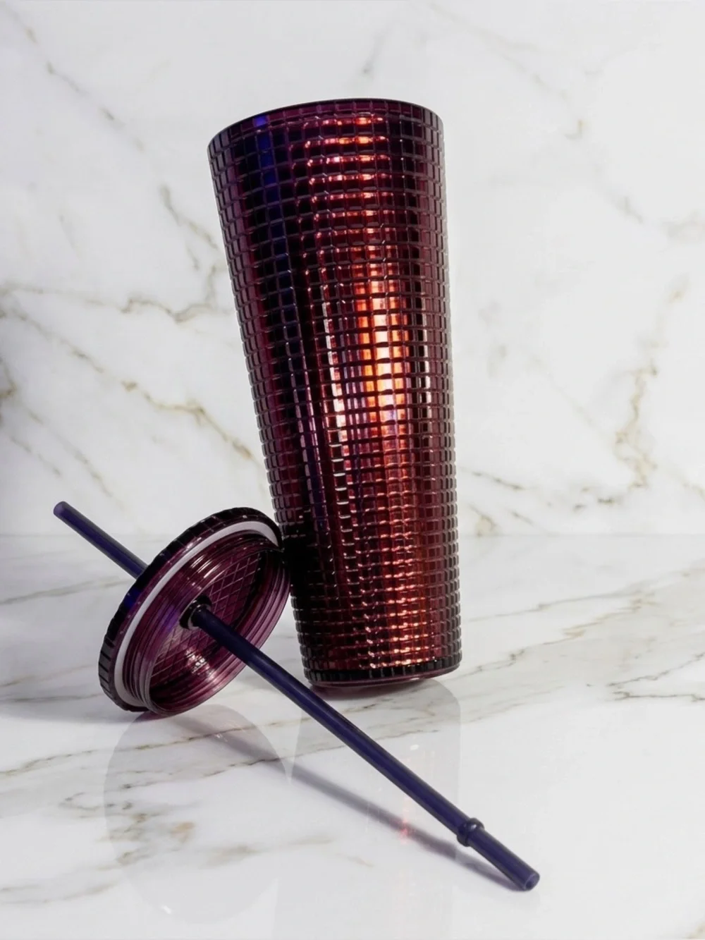 Starbucks 2020 Holiday Berry Plum Grid Disco Venti Tumbler 24oz NWT Cold Cup